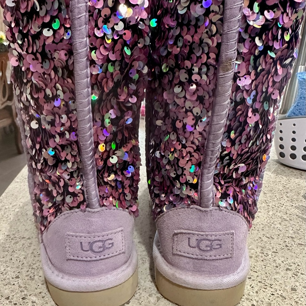 Ugg lilac sequin